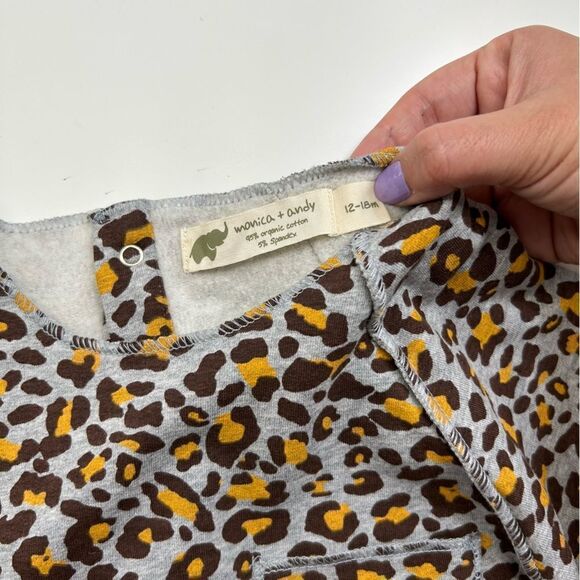 Monica + Andy Leopard Onesie Romper 12-18 Months Long Sleeve - Picture 3 of 4